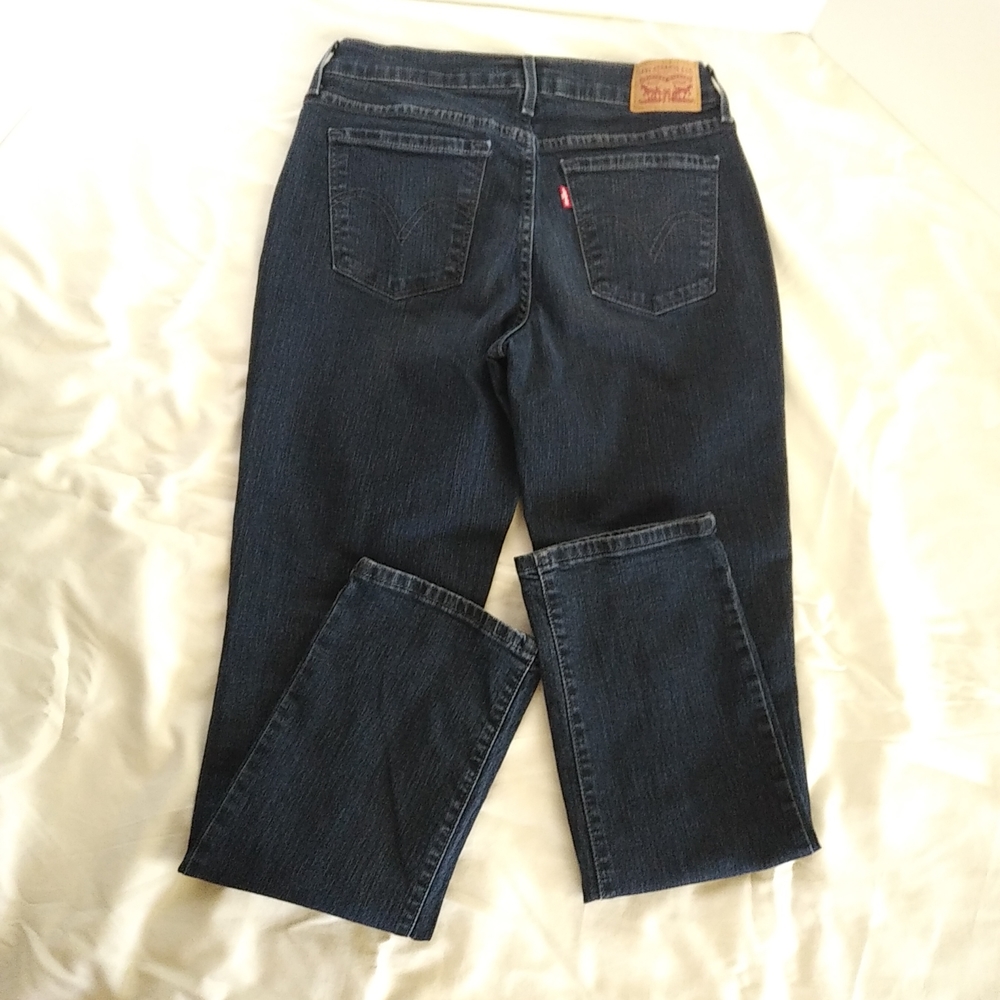 Women's Levi's Straight Leg Jeans Size 4 short #505 Dark Wash